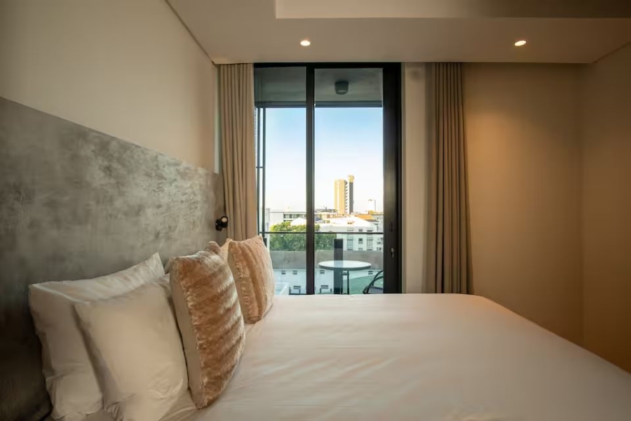 To Let 2 Bedroom Property for Rent in Sea Point Western Cape